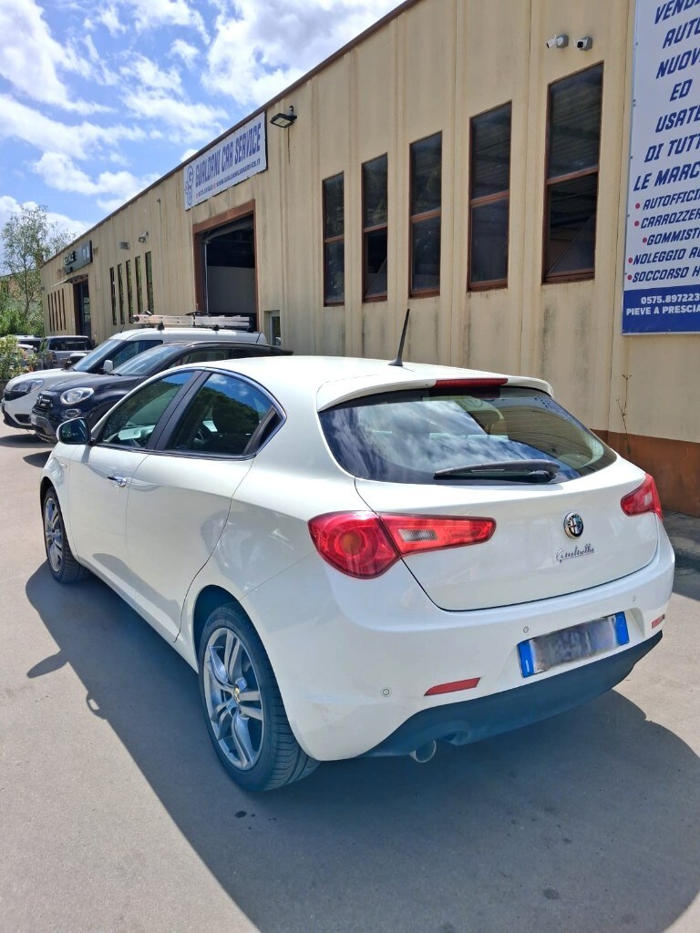 ALFA ROMEO Giulietta (2010-21) Giulietta 1.6 JTDm-2 105 CV Distinctive