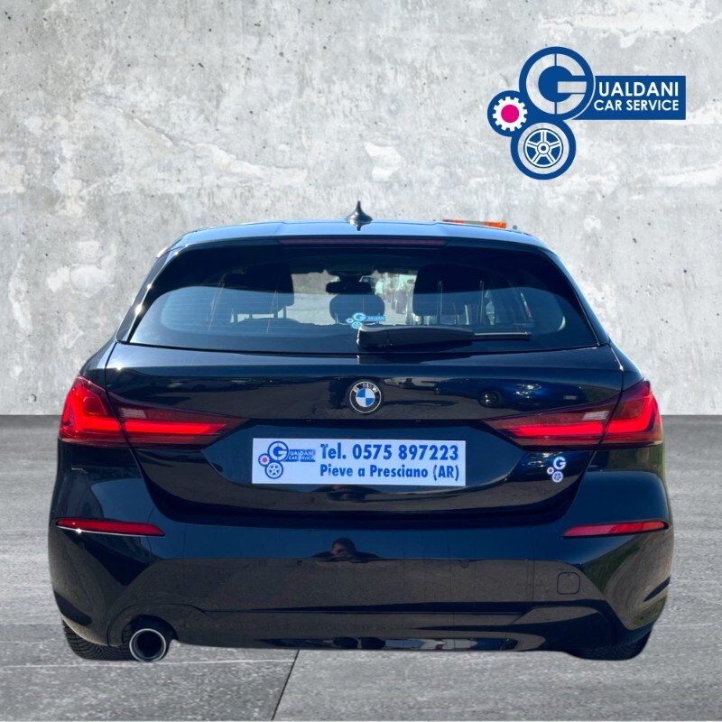 BMW Serie 1       (F40) 116d 5p. Business Advantage