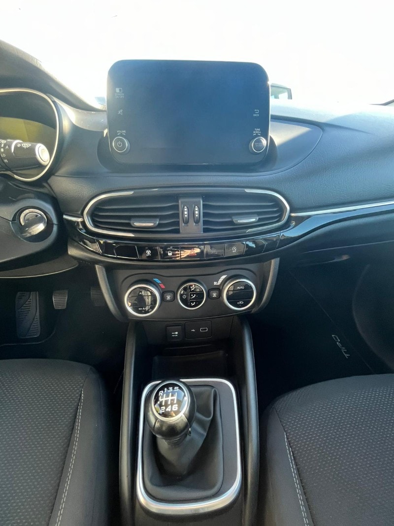 FIAT Tipo (2015-->) Tipo 1.6 Mjt S&S SW Business