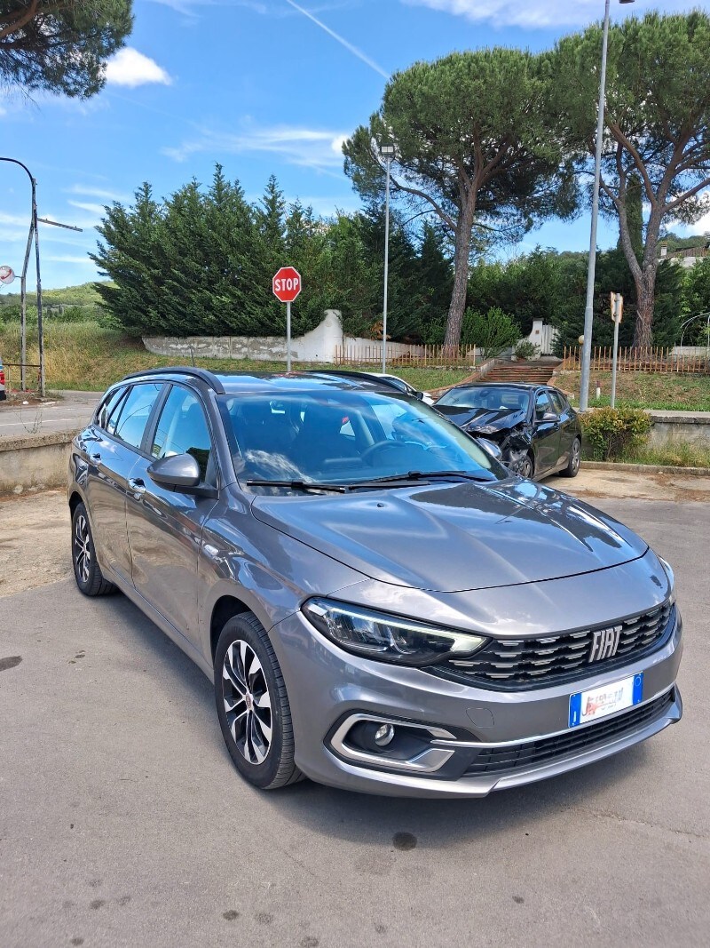 FIAT Tipo (2015-->) Tipo 1.3 Mjt S&S SW City Life