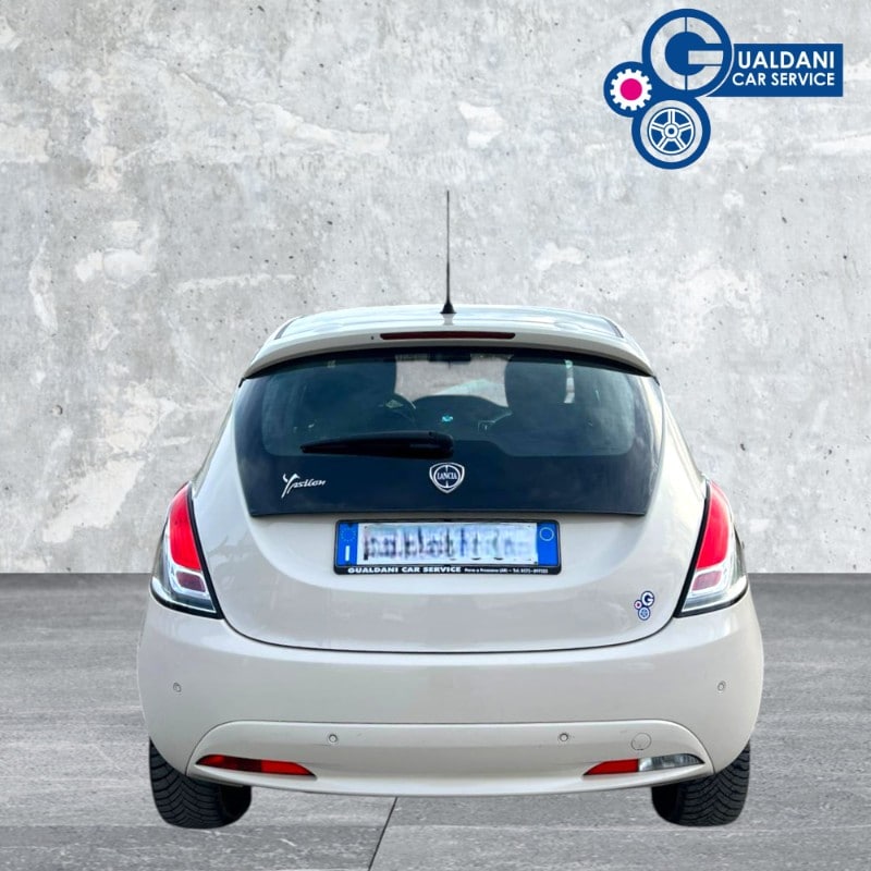 LANCIA Ypsilon 3ª serie Ypsilon 1.2 69 CV 5 porte GPL Ecochic Gold