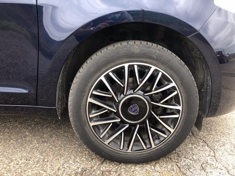 LANCIA Ypsilon 3ª serie Ypsilon 1.2 69 CV 5 porte Gold