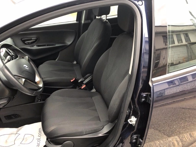 LANCIA Ypsilon 3ª serie Ypsilon 1.2 69 CV 5 porte Gold