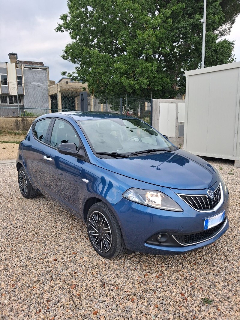 LANCIA Ypsilon 3ª serie Ypsilon 1.0 FireFly 5 porte S&S Hybrid Gold