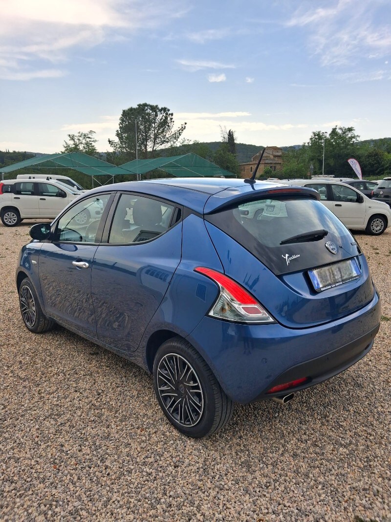 LANCIA Ypsilon 3ª serie Ypsilon 1.0 FireFly 5 porte S&S Hybrid Gold