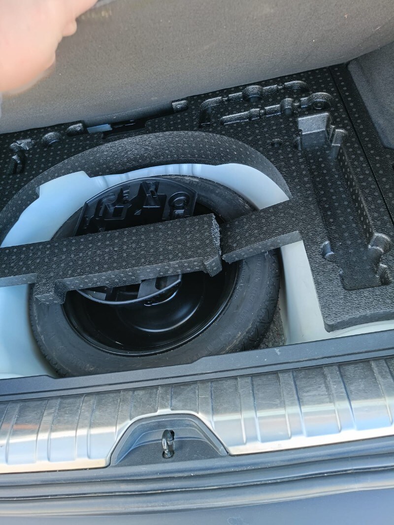 PEUGEOT 2008 1° serie 1.6 e-HDi 92 CV Stop&Start Allure