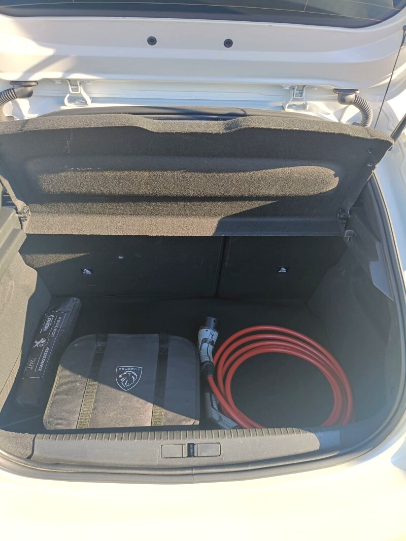 PEUGEOT 208 2ª serie 208 motore elettrico 136 CV 5 porte Allure